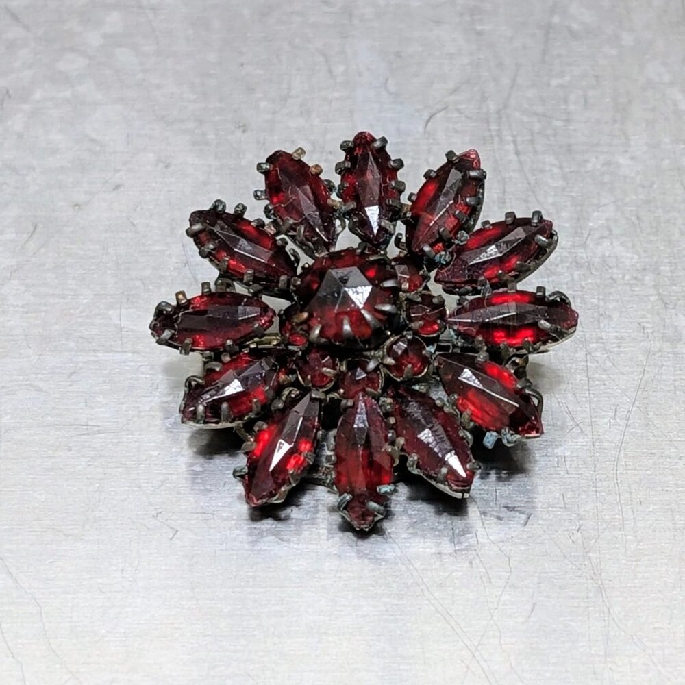 Victorian Bohemian Garnet Brooch Red Hollywood Regency Gothic Cluster Vintage